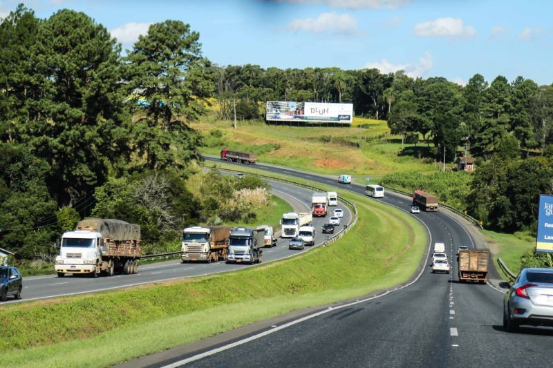 No Paraná, 62,5% das rodovias apresentam algum tipo de problema, segundo CNT